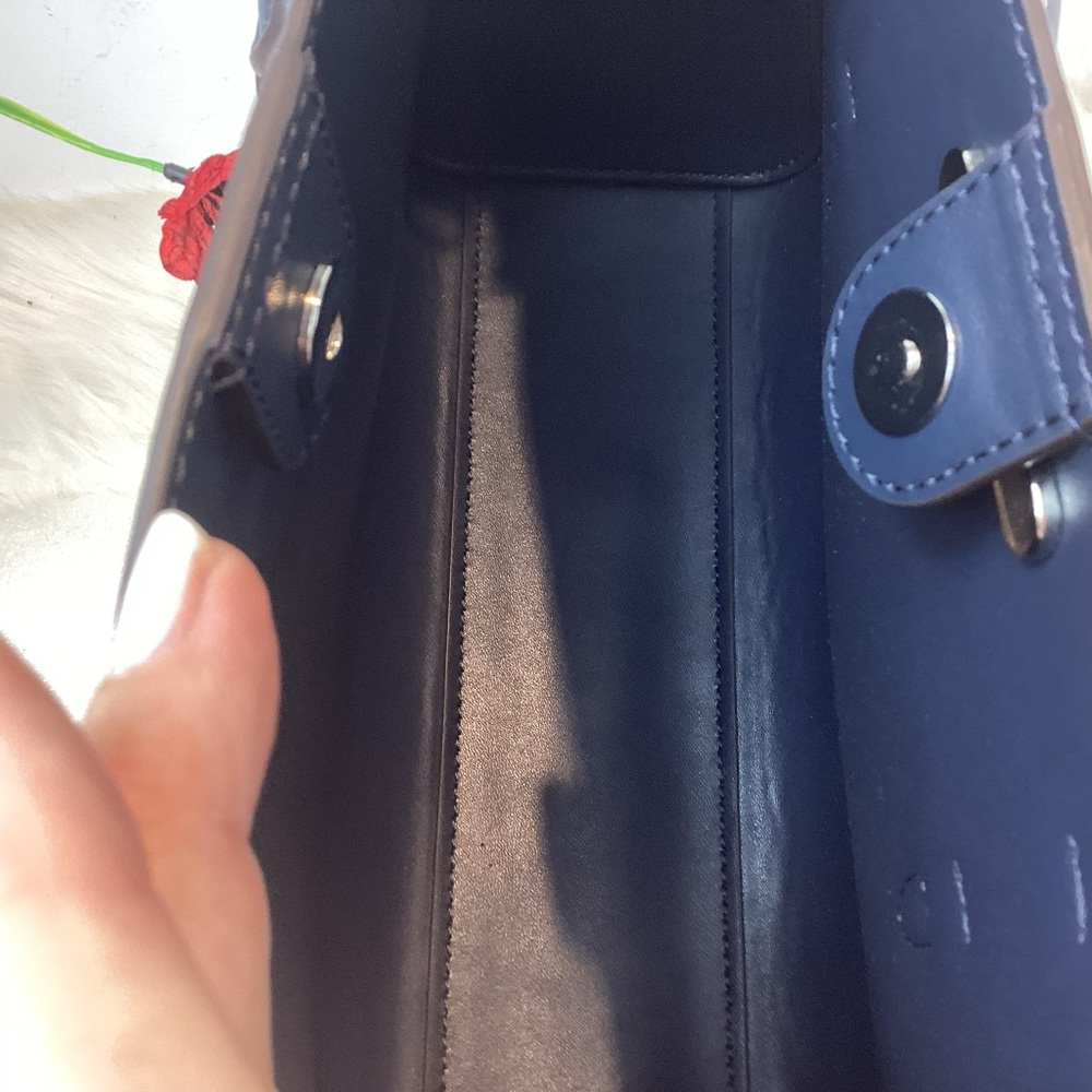 MICHAEL KORS CHARLOTTE MED SAFFIANO LEATHER SATCHEL TOTE BAG BLUE - Picture 8 of 10